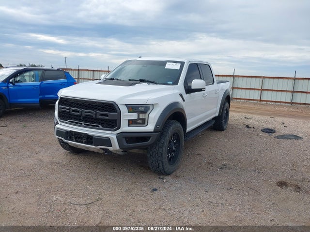 Ford F-150 Raptor 2017 1FTFW1RG4HFB32928 Image 2