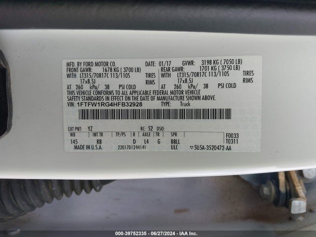 Ford F-150 Raptor 2017 1FTFW1RG4HFB32928 Image 9