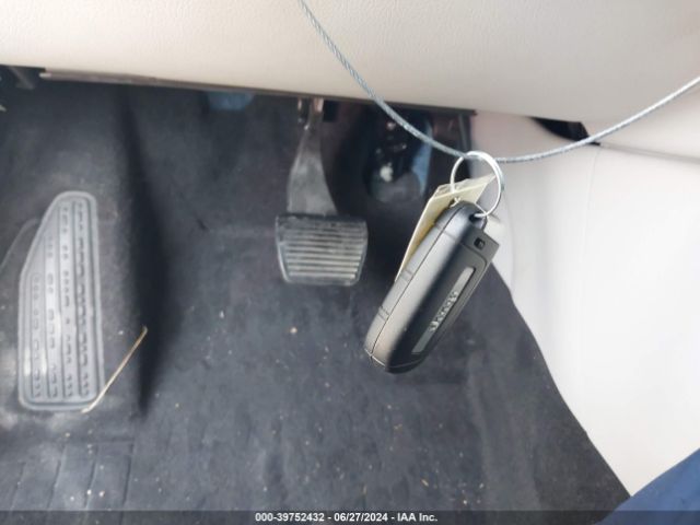 3C4NJCBB5JT228955 Jeep Compass Latitude Fwd