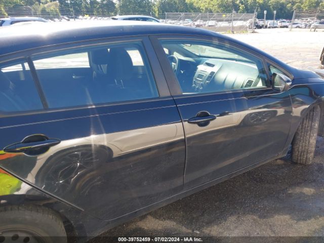 KNAFK5A8XH5694763 KIA FORTE LX