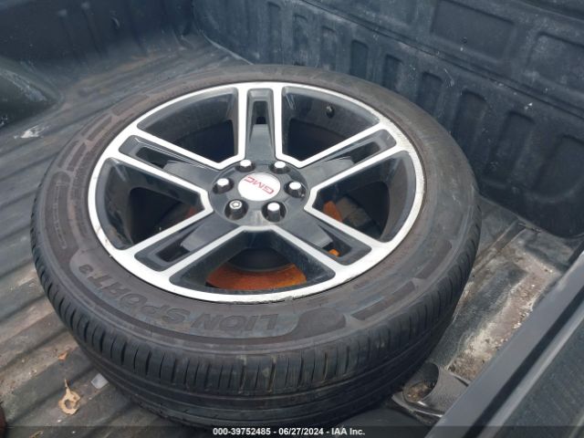 3GTU2MEC4JG251574 GMC Sierra 1500 Sle