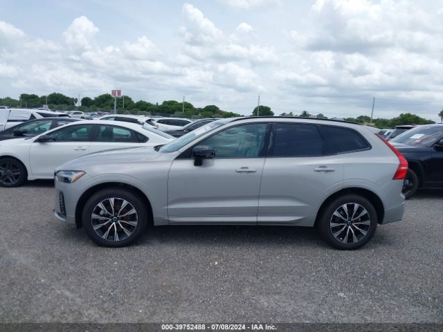 YV4L12RK4R1840894 Volvo Xc60 B5 Core Dark Theme