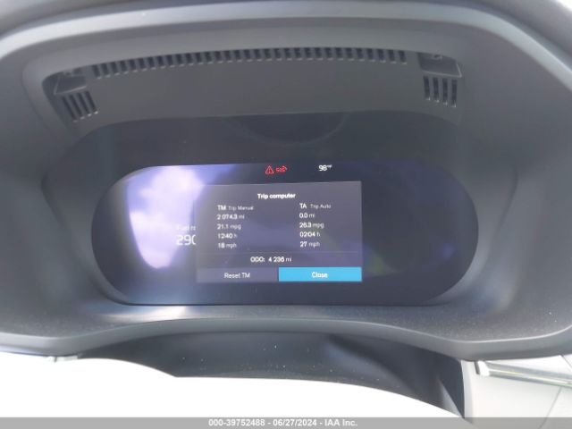 YV4L12RK4R1840894 Volvo Xc60 B5 Core Dark Theme