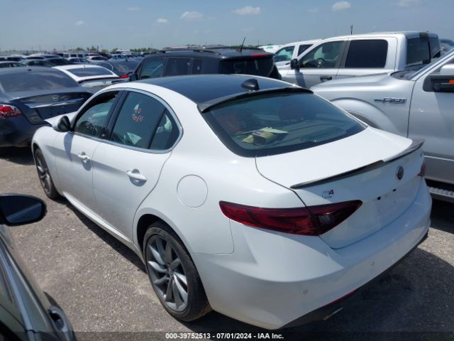 ZARFAEEN2H7561124 Alfa Romeo Giulia Ti Awd