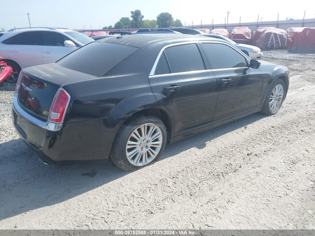 Chrysler 300 2014 2C3CCARG7EH297477 Image 4