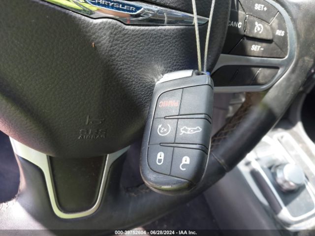 2C3CCAET3HH582328 Chrysler 300C