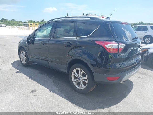 Ford ESCAPE SE 2018 1FMCU0GD7JUB97586 Image 3