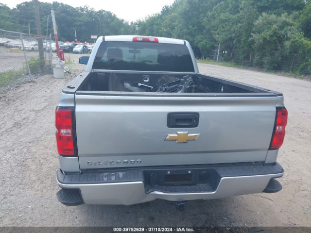 1GCVKPEC2JZ258156 Chevrolet Silverado 1500 Custom