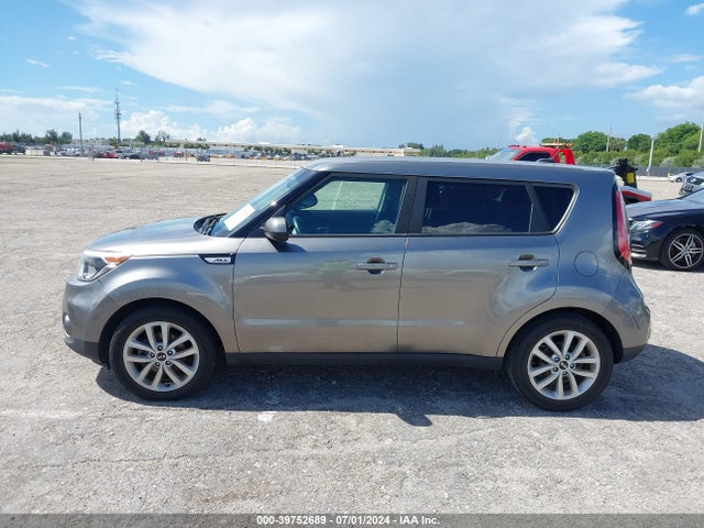 KIA SOUL + 2018 KNDJP3A51J7574062 Image 14