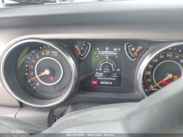 1C6HJTAG2LL170075 Jeep Gladiator Sport S 4x4