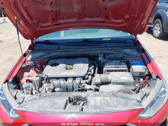 5NPD74LF3HH181212 Hyundai ELANTRA SE