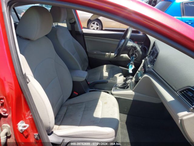 5NPD74LF3HH181212 Hyundai ELANTRA SE
