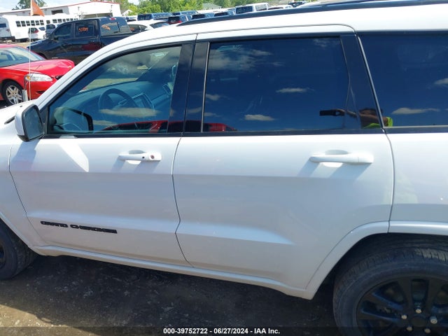 1C4RJFAG6JC376088 Jeep Grand Cherokee Altitude 4x4