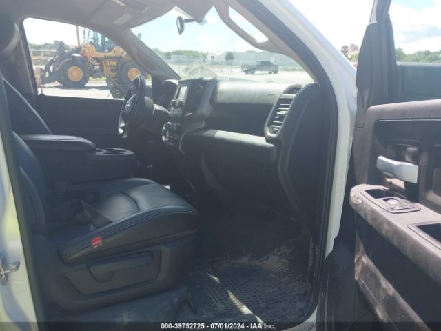 3C6UR5CJ9KG647866 RAM 2500 Tradesman  4x4 6'4 Box