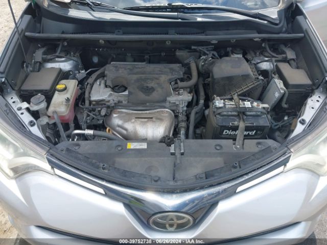 2T3BFREV9HW636083 Toyota RAV4 LE