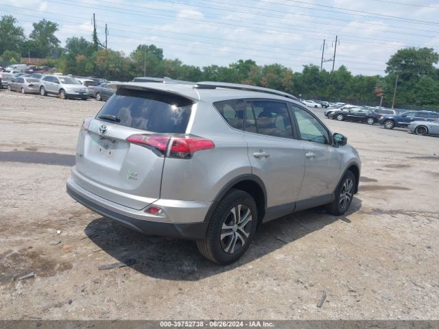 2T3BFREV9HW636083 Toyota RAV4 LE