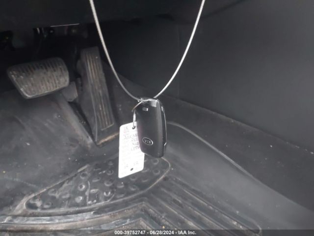 5XXGT4L33KG280212 KIA Optima S