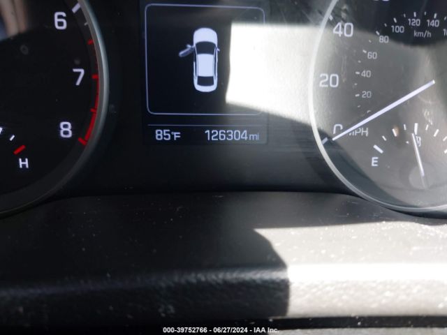 5NPD84LF0JH295185 Hyundai ELANTRA SEL