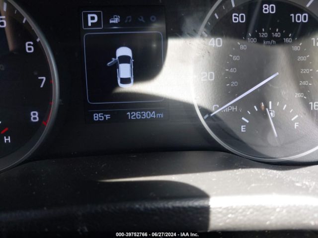 5NPD84LF0JH295185 Hyundai ELANTRA SEL