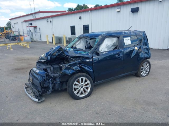 KNDJP3A59J7609768 KIA SOUL +