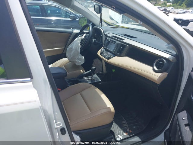 Toyota Rav4 Limited 2015 2T3DFREV6FW381575 Image 5