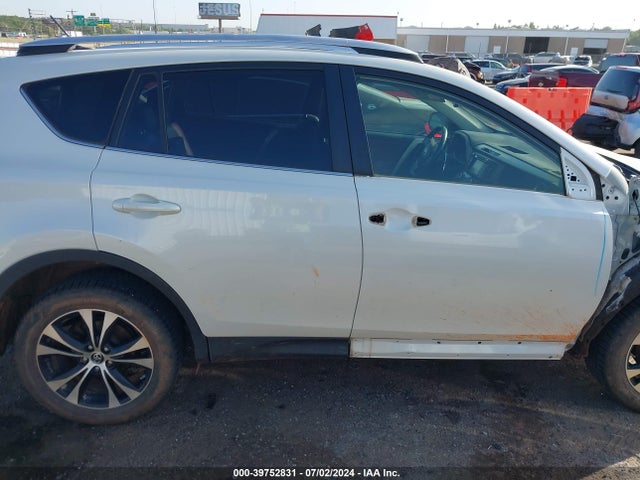Toyota Rav4 Limited 2015 JTMDFREV1FD124854 Image 14