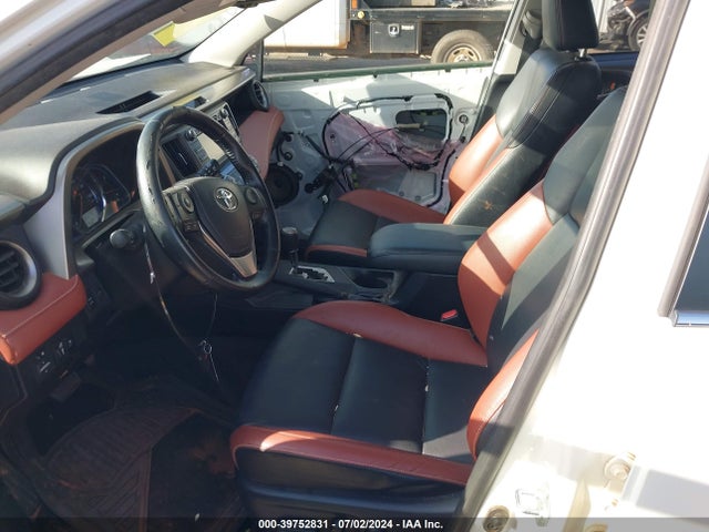 Toyota Rav4 Limited 2015 JTMDFREV1FD124854 Image 5