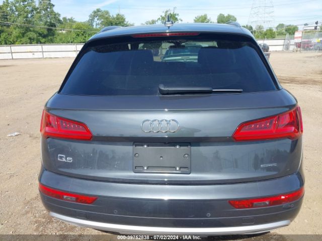 WA1BNAFY8K2087712 Audi Q5 45 Premium
