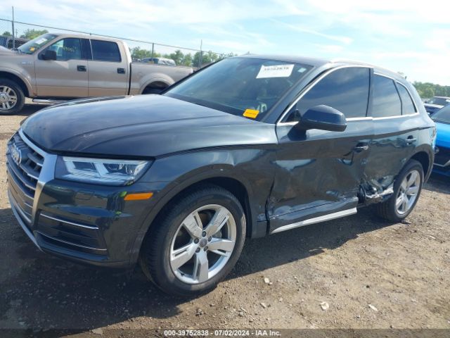 WA1BNAFY8K2087712 Audi Q5 45 Premium