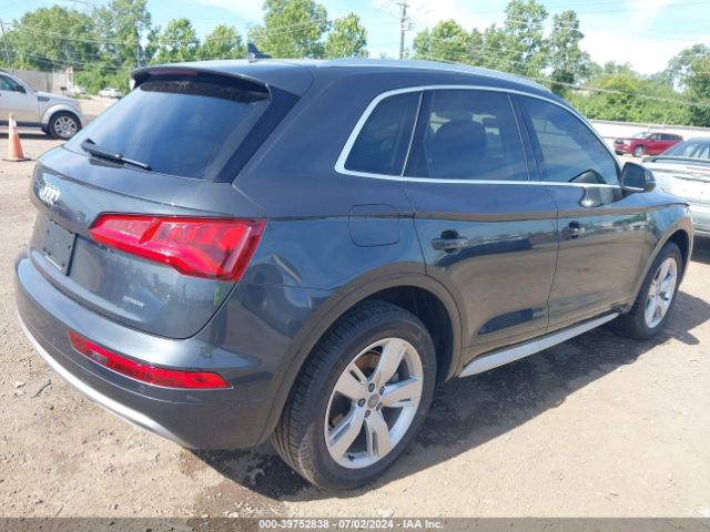 WA1BNAFY8K2087712 Audi Q5 45 Premium
