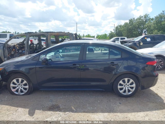 Toyota COROLLA LE 2022 5YFEPMAE6NP370191 Image 14