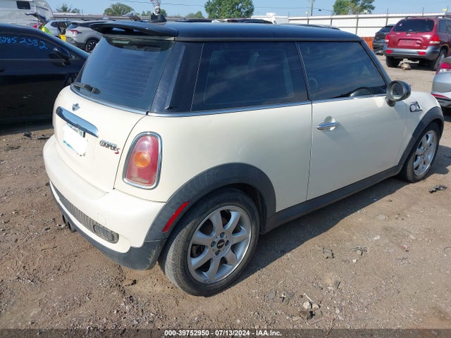 2010 MINI COOPER S WMWMF7C56ATW89782 Photo 3