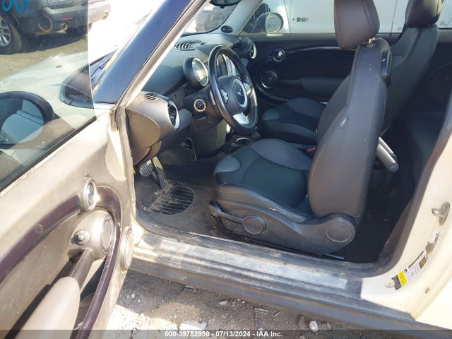 2010 MINI COOPER S WMWMF7C56ATW89782 Photo 4