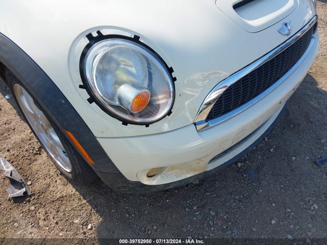 2010 MINI COOPER S WMWMF7C56ATW89782 Photo 5