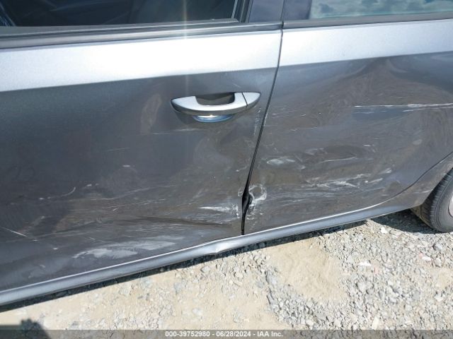 1VWAT7A31EC102469 Volkswagen Passat 1.8t Wolfsburg Edition