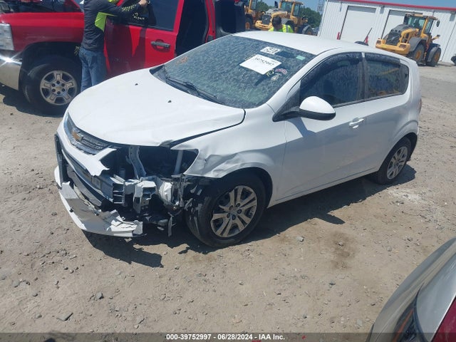 Chevrolet Sonic Lt Auto 2017 1G1JG6SG5H4174382 Image 2