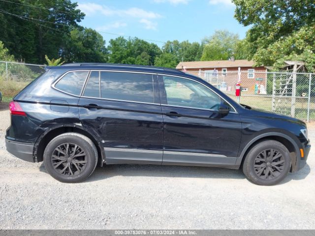 3VV3B7AX4JM062433 Volkswagen Tiguan 2.0t Se/2.0t Sel
