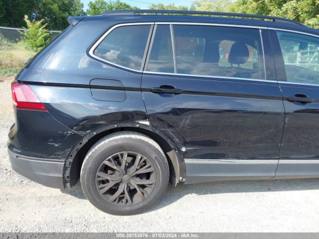 3VV3B7AX4JM062433 Volkswagen Tiguan 2.0t Se/2.0t Sel