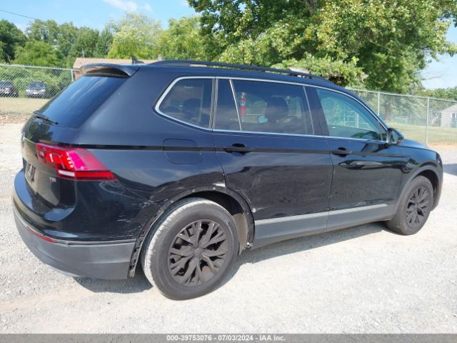 3VV3B7AX4JM062433 Volkswagen Tiguan 2.0t Se/2.0t Sel