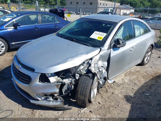Chevrolet Cruze 2lt Auto 2015 1G1PE5SB5F7287002 Image 2