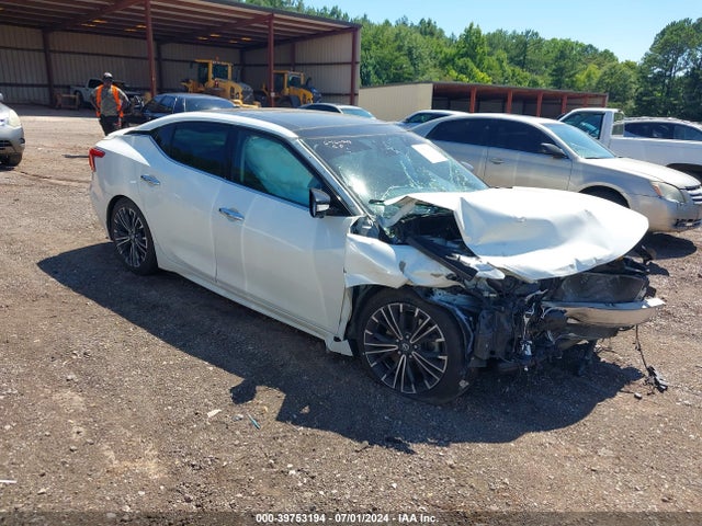 2016 1N4AA6AP1GC422955 main image