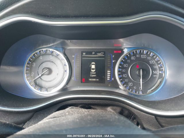 1C3CCCAB8GN195708 Chrysler 200 Limited Platinum