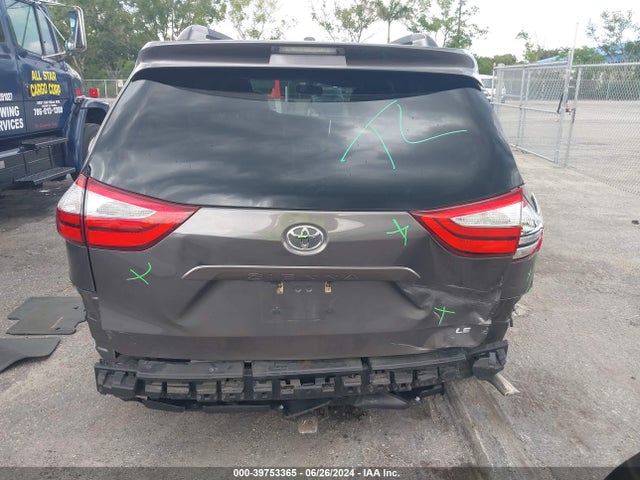 Toyota Sienna Le 8 Passenger 2017 5TDKZ3DC6HS790739 Image 17
