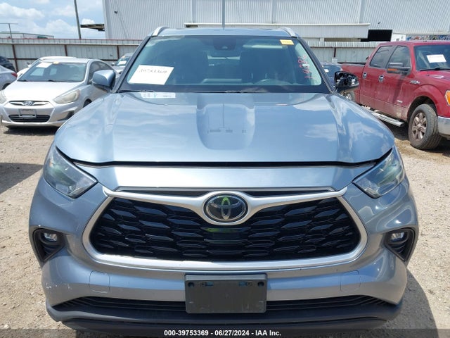 Toyota Highlander Xle 2022 5TDGZRAH9NS103113 Image 12