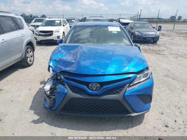4T1M11AK8LU376183 Toyota CAMRY SE