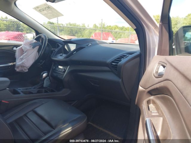 1FMCU9HD9KUB82558 Ford ESCAPE SEL