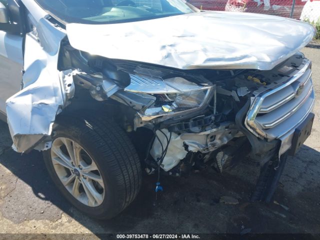 1FMCU9HD9KUB82558 Ford ESCAPE SEL