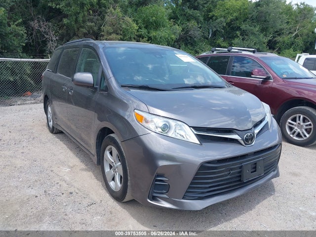 Toyota SIENNA LE 2020 5TDKZ3DC0LS024322 Image 1
