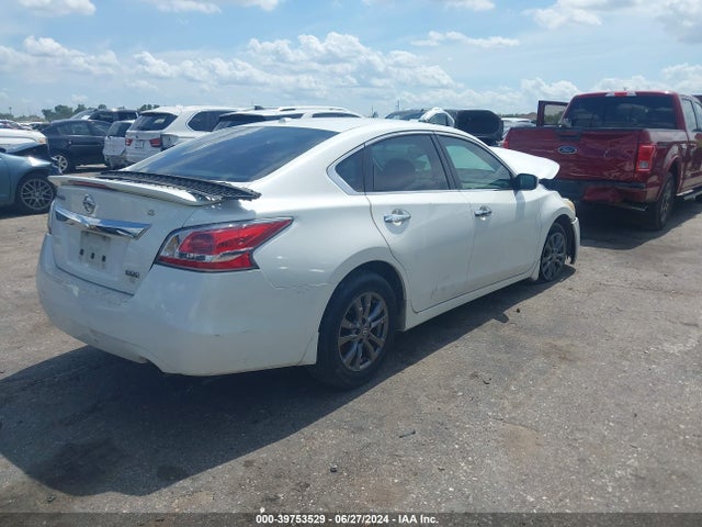 Nissan Altima 2.5 S 2015 1N4AL3AP8FN895747 Image 4