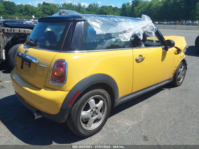 2007 MINI COOPER WMWMF33507TT50291 Photo 3